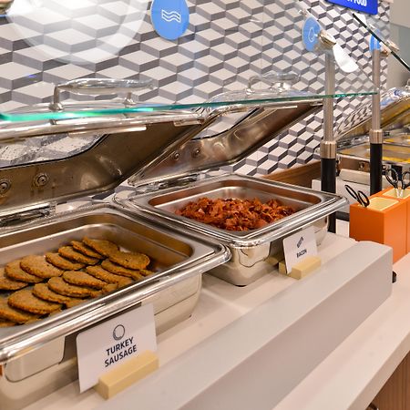 Holiday Inn Express & Suites - Kingfisher, An Ihg Hotel Luaran gambar