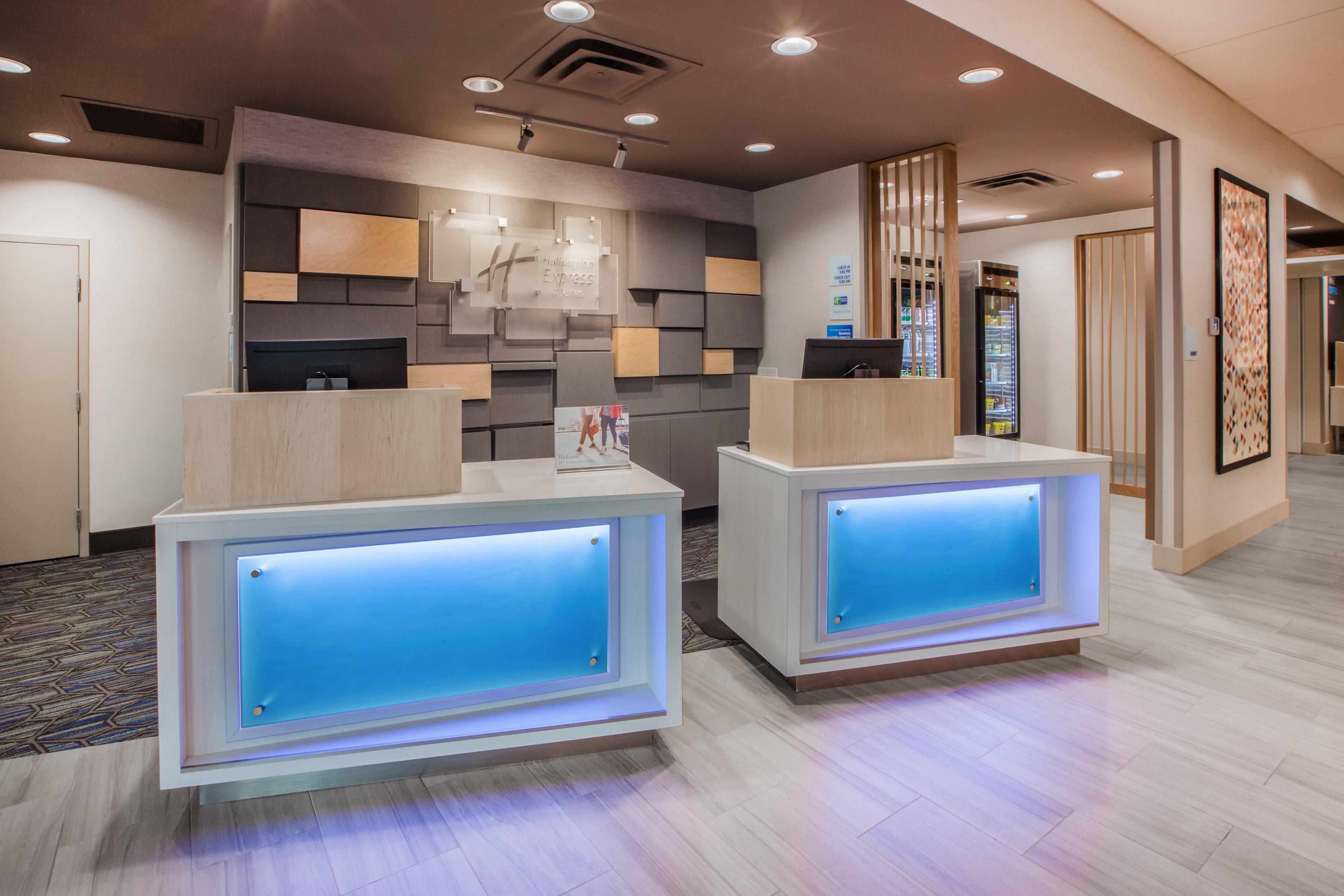Holiday Inn Express & Suites - Kingfisher, An Ihg Hotel Luaran gambar