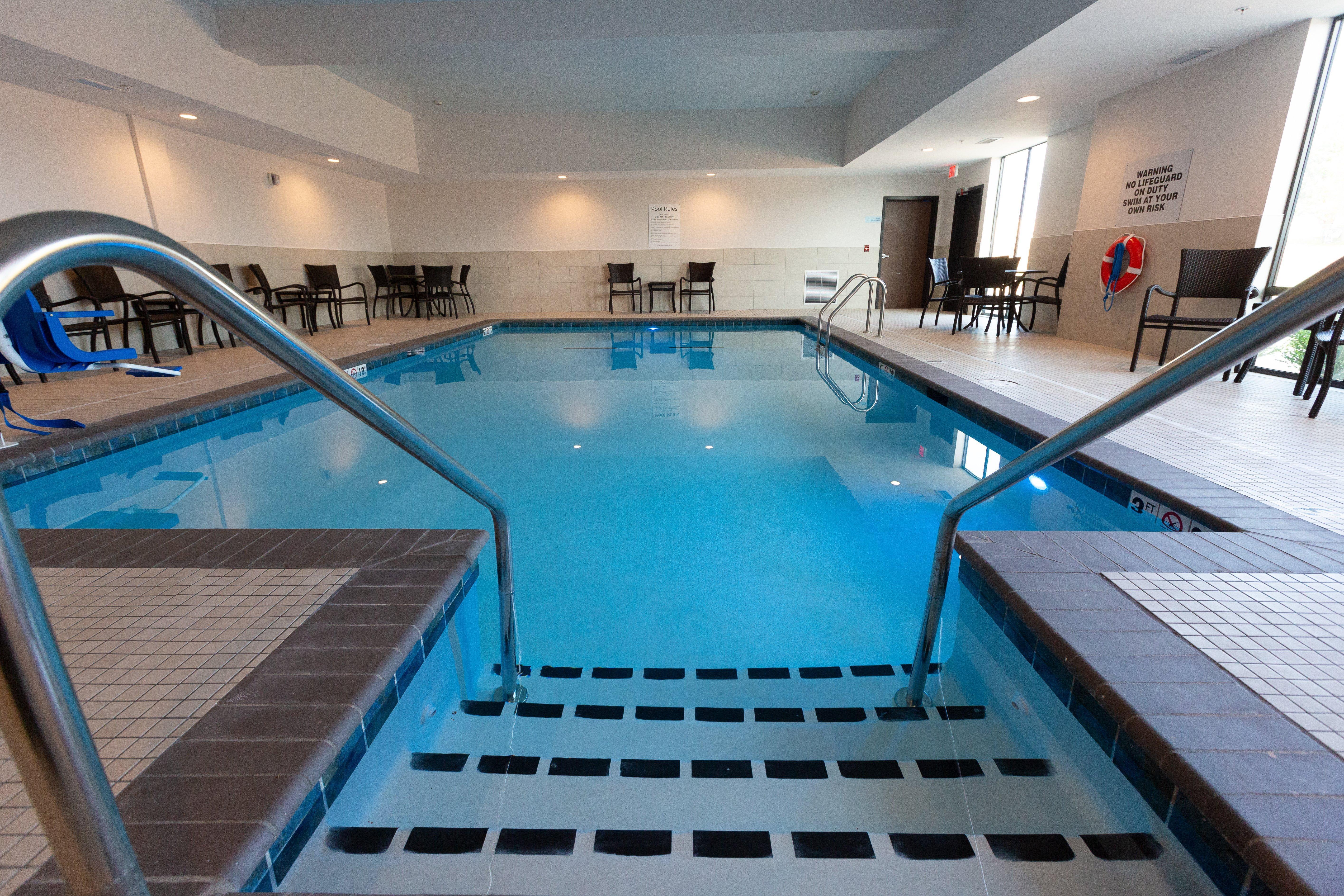 Holiday Inn Express & Suites - Kingfisher, An Ihg Hotel Luaran gambar